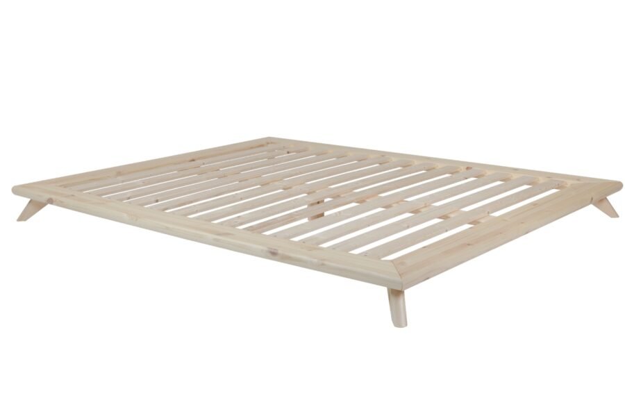 Dřevěná dvoulůžková postel Karup Design Senza