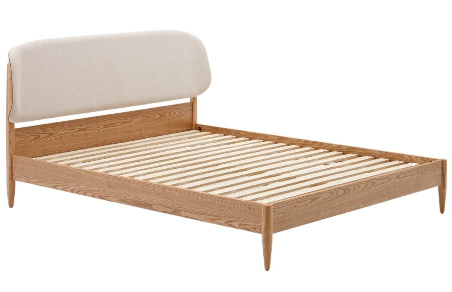 Dřevěná dvoulůžková postel Kave Home Octavia