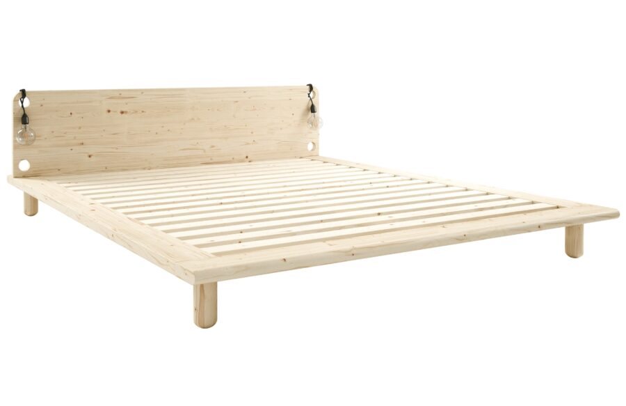 Dřevěná dvoulůžková postel Karup Design Peek